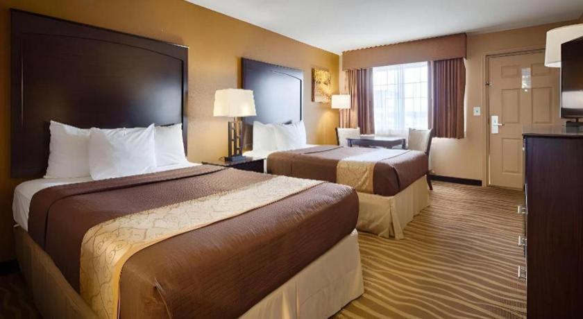 Best Western Taylor Inn Екстер'єр фото