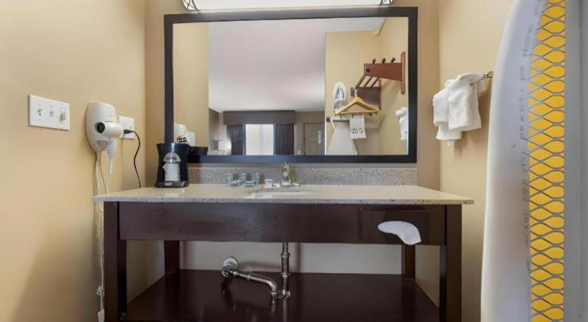 Best Western Taylor Inn Екстер'єр фото